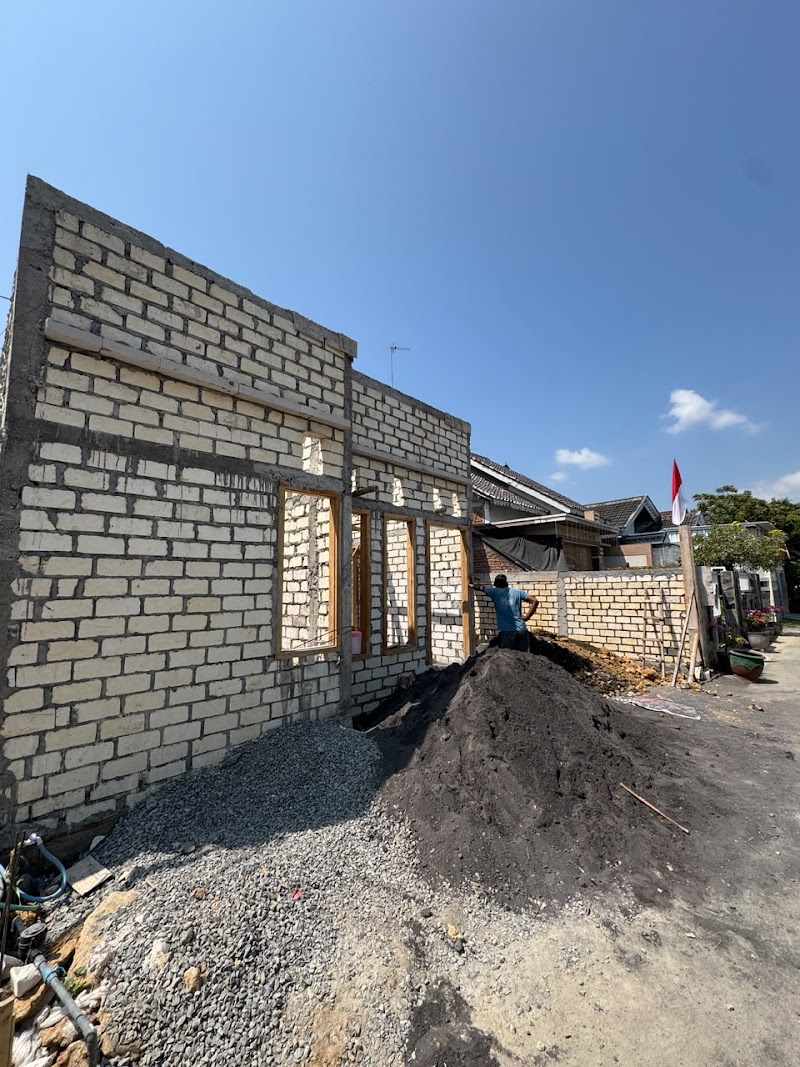 Rumah dijual di Kav. KMR, Bojonegoro