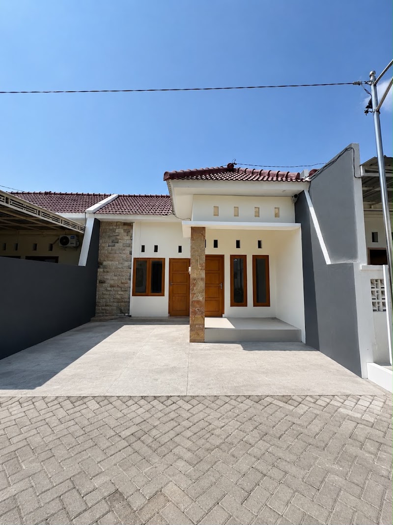 Rumah dijual di B.Pani IV, Bojonegoro